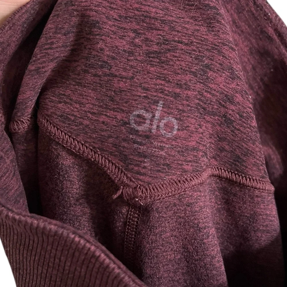 ALO YOGA Goddess Ribbed Ruched Maroon Burgundy Contrast Leggings
